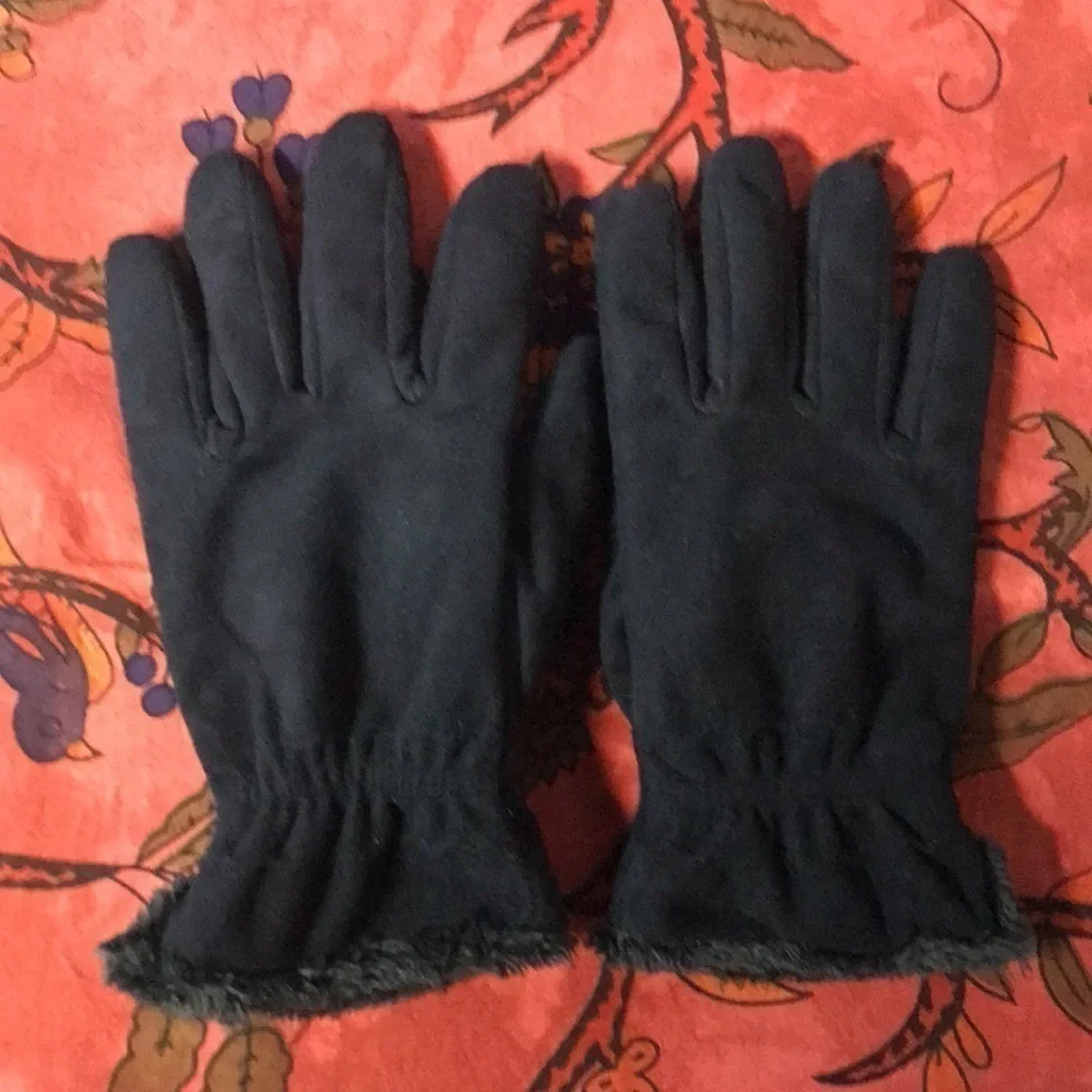 Fleece lined Suede Gloves Black Size Med Like new condition